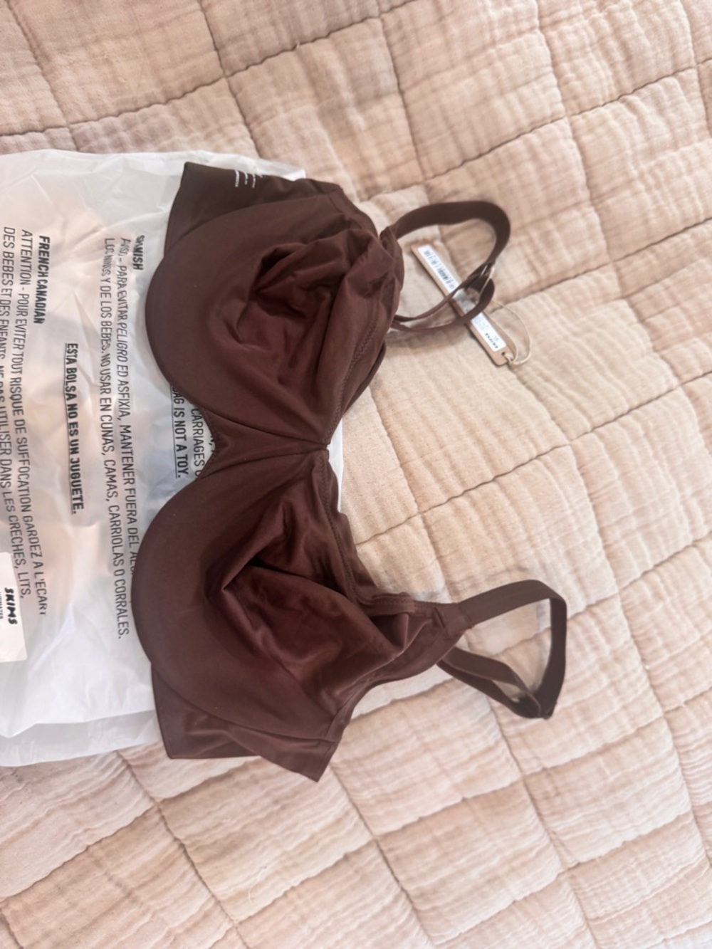 SKIMS 3 Bra set: Seamless Underwire Unlined Full Coverage: Sand, Sienna, & Cocoa - Picture 4 of 8